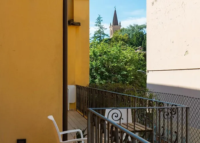 Broccaindosso 32 By District 볼로냐