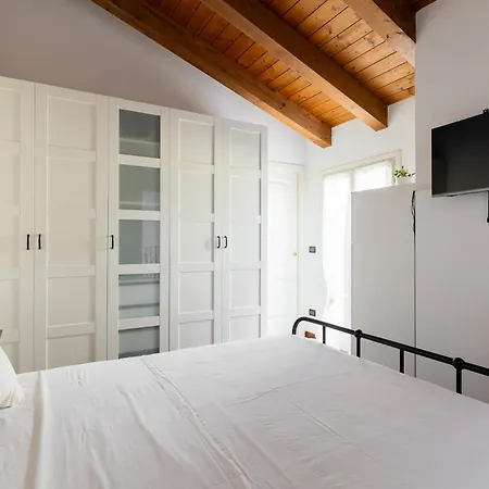 Broccaindosso 32 By District Apartman Bologna